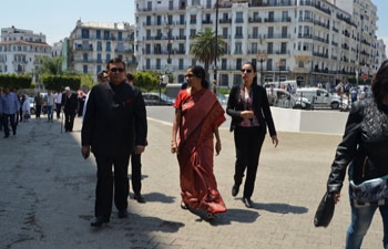 Visit of H.E. Mrs. Nirmala Sitharaman, Honorable Minister of State (IC) Commerce and Industry to Algeria from May 25-27, 2015 